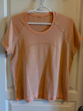 Lululemon Swiftly Tech Short Sleeve - Waist Length, Peach Bellini, Size 14